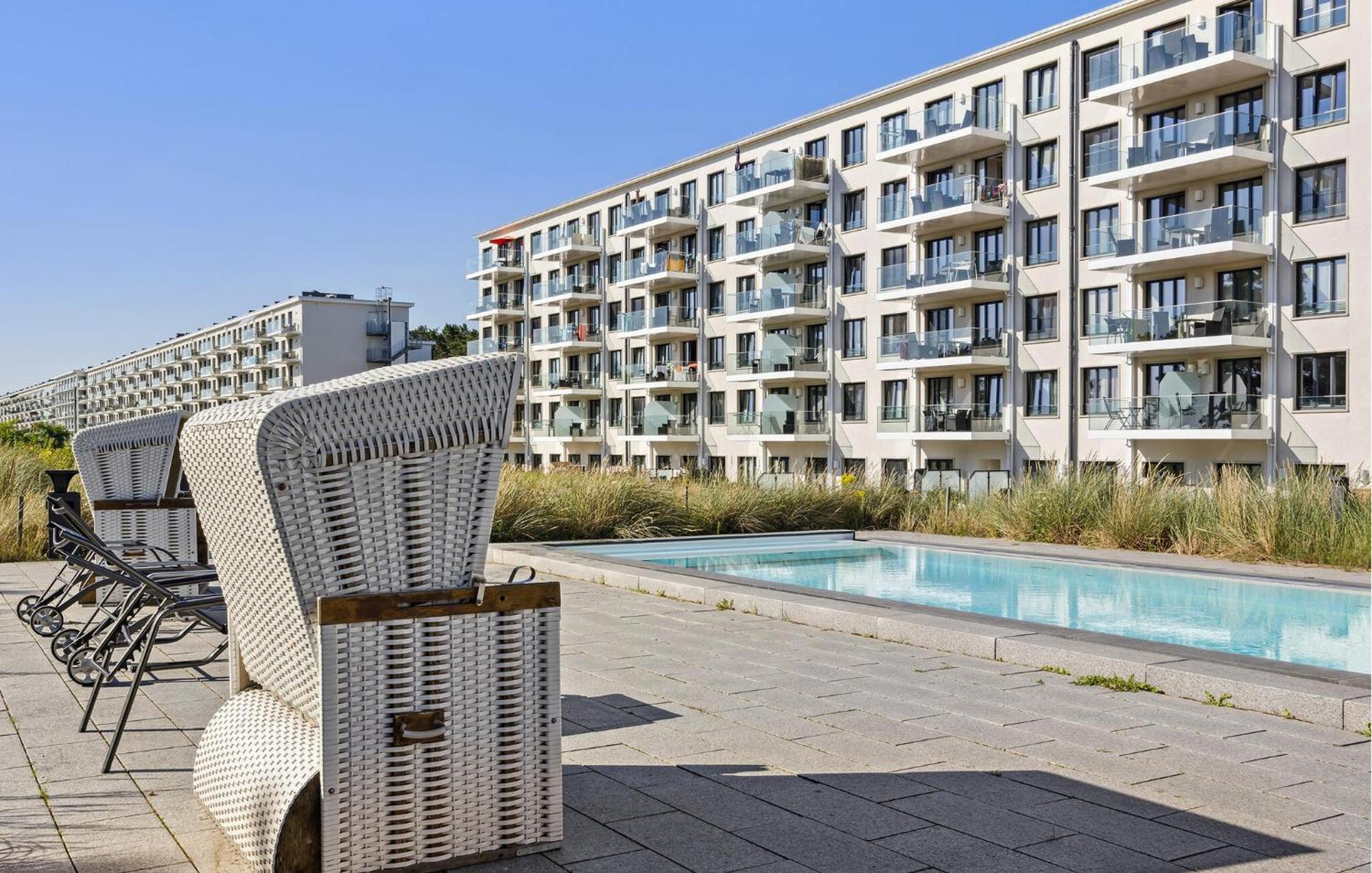 Prora Solitaire Panorama 05 * Binz